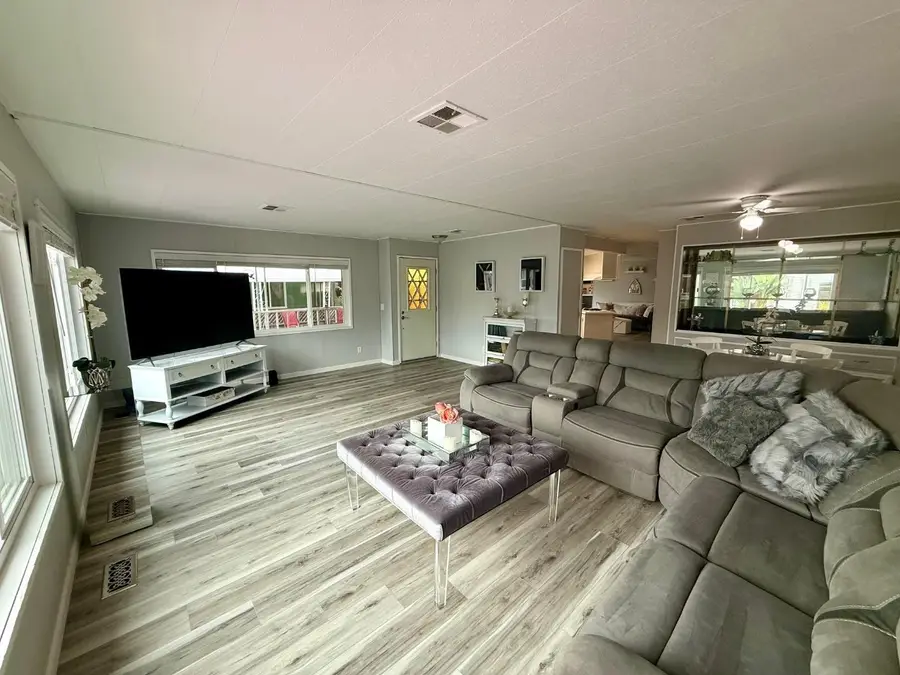 6130 Monterey Rd #201, San Jose, CA 95138 - #2