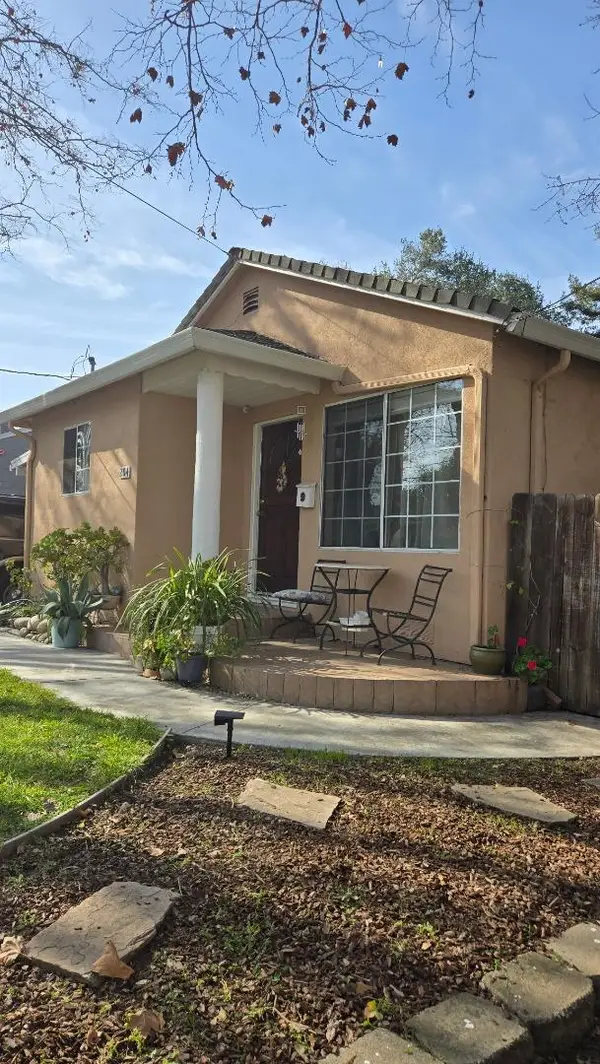 204 Park Street, Redwood City, CA 94061