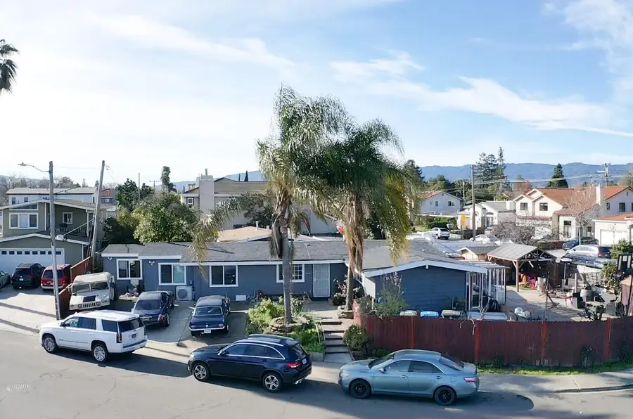 18940 Loree Avenue, Cupertino, CA 95014 - #3