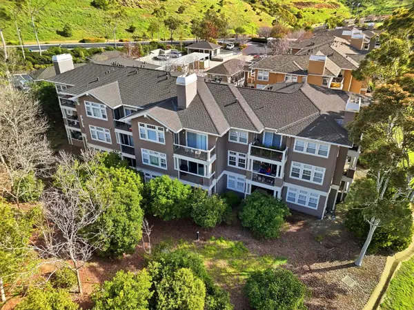 332 Crescent Court, Brisbane, CA 94005