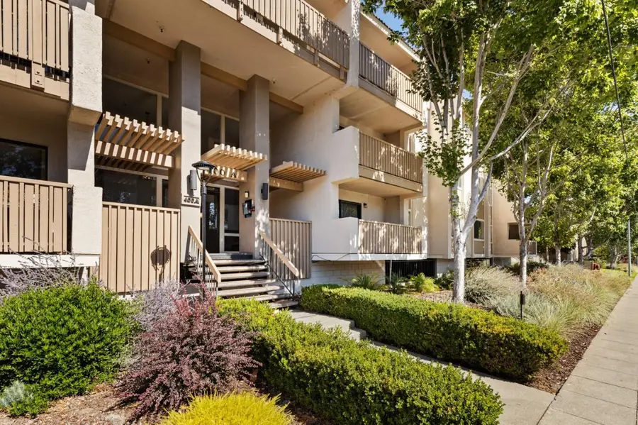 400 Ortega Avenue #301, Mountain View, CA 94040 - #2