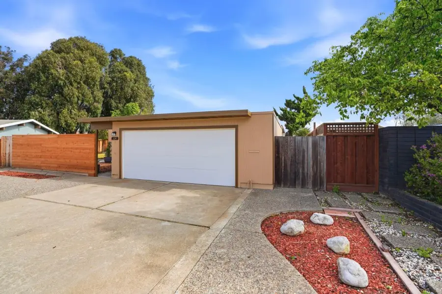104 Eliza Court, Foster City, CA 94404 - #3