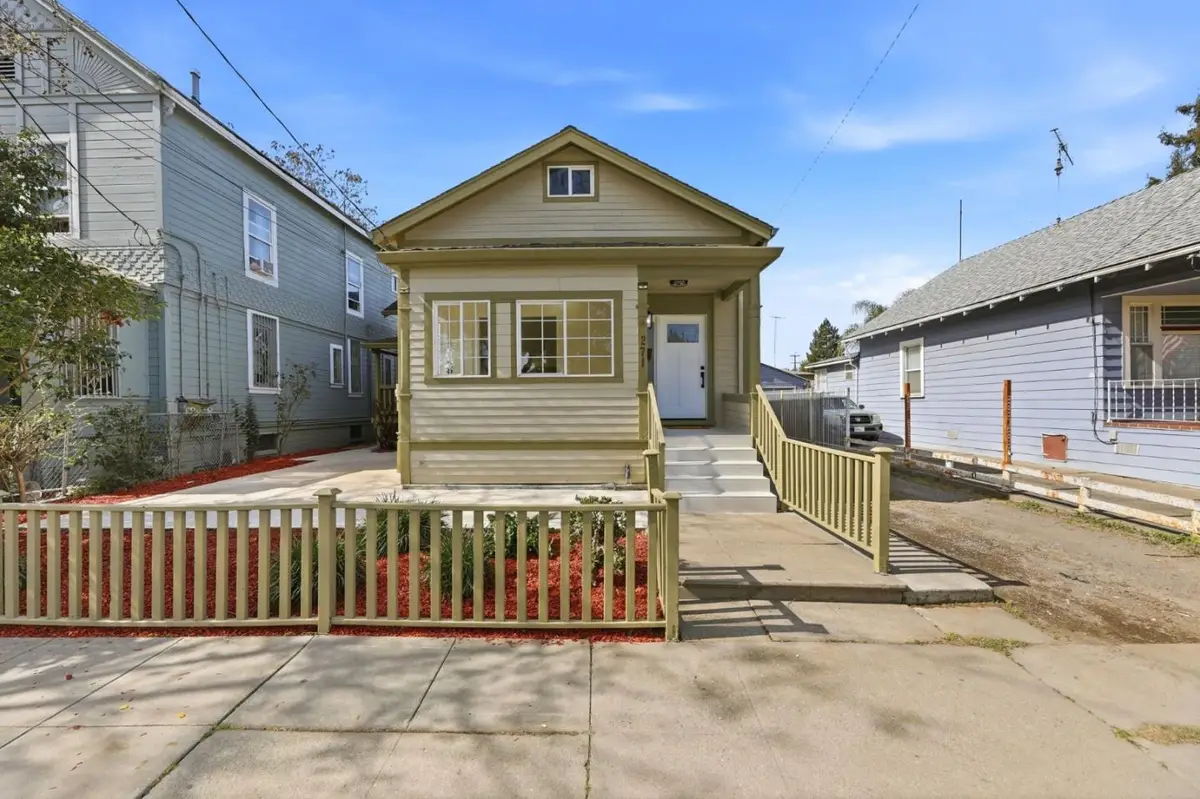 271 N 9th Street, San Jose, CA 95112 - #1