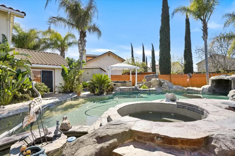 573 Rosewood Court, Los Banos, CA 93635 - #2