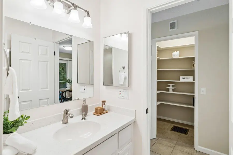 4024 Farm Hill #8, Redwood City, CA 94061 - #3