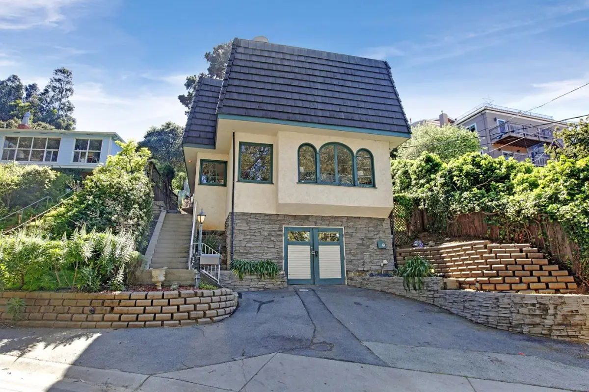 37 San Francisco Avenue, Brisbane, CA 94005 - #1