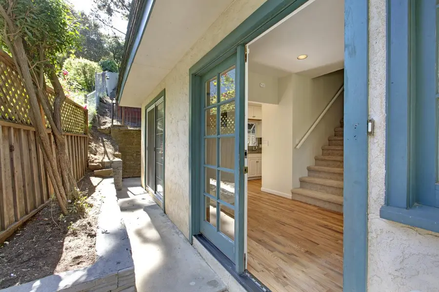 37 San Francisco Avenue, Brisbane, CA 94005 - #2