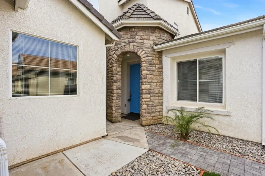 381 Honeybell Street, Los Banos, CA 93635 - #3