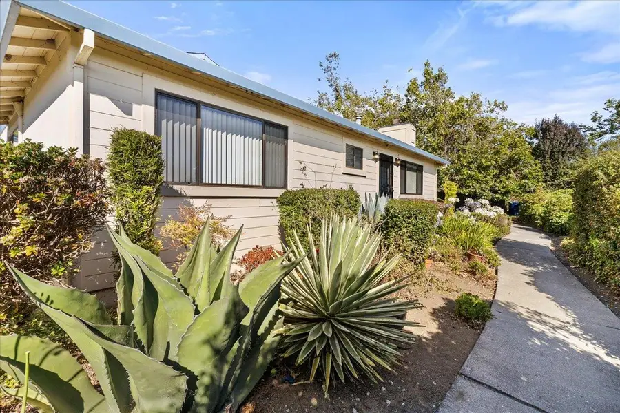 201 Silver Leaf Drive #A, Watsonville, CA 95076 - #2