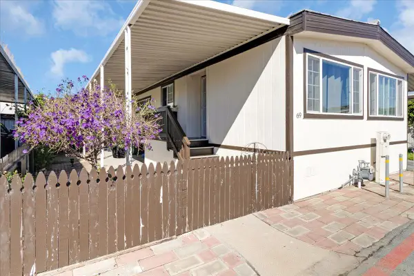 20 Russell Road #69, Salinas, CA 93906