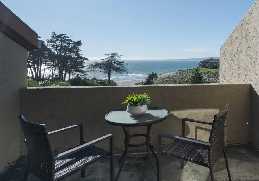 302 Seascape Resort Drive, Aptos, CA 95003 - #3