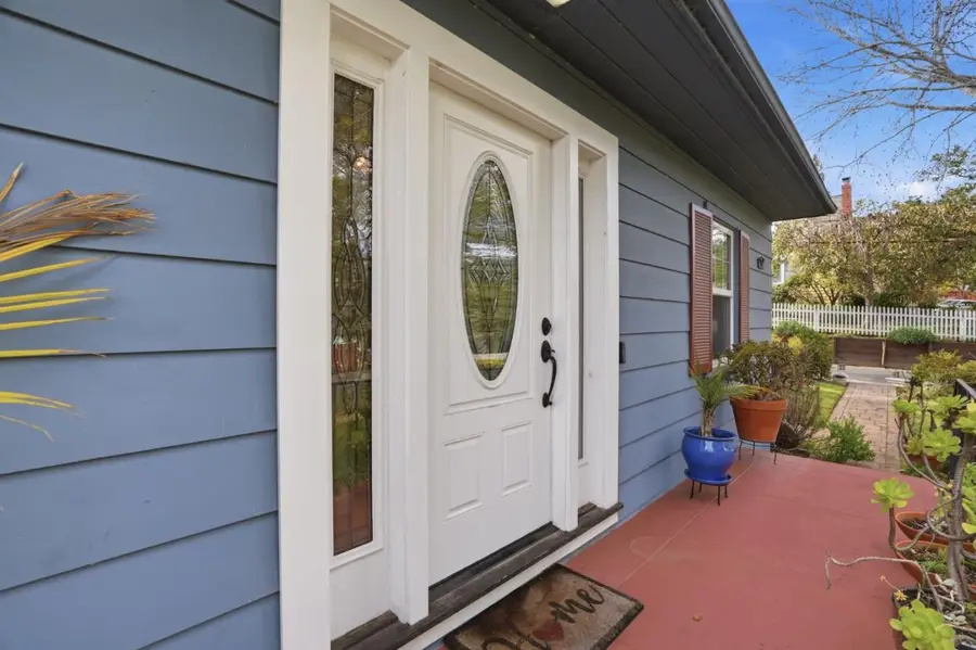 2001 Sharon Avenue, Belmont, CA 94002 - #2
