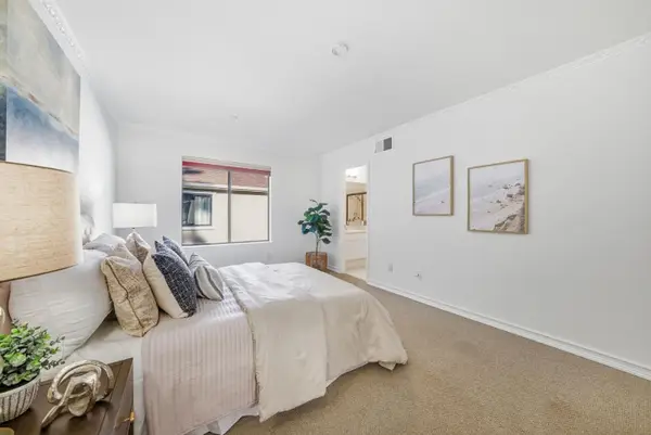 994 La Mesa Terrace #F, Sunnyvale, CA 94086