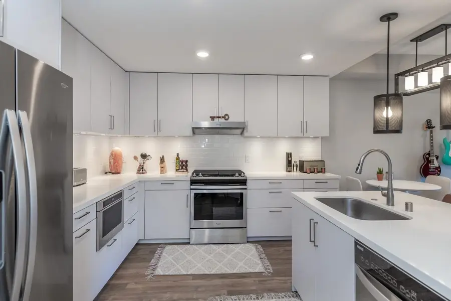 1048 Monroe Street #207, Santa Clara, CA 95050 - #3