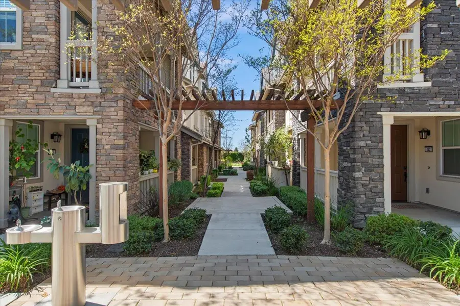 437 Hollow Falls Common, Fremont, CA 94539 - #2