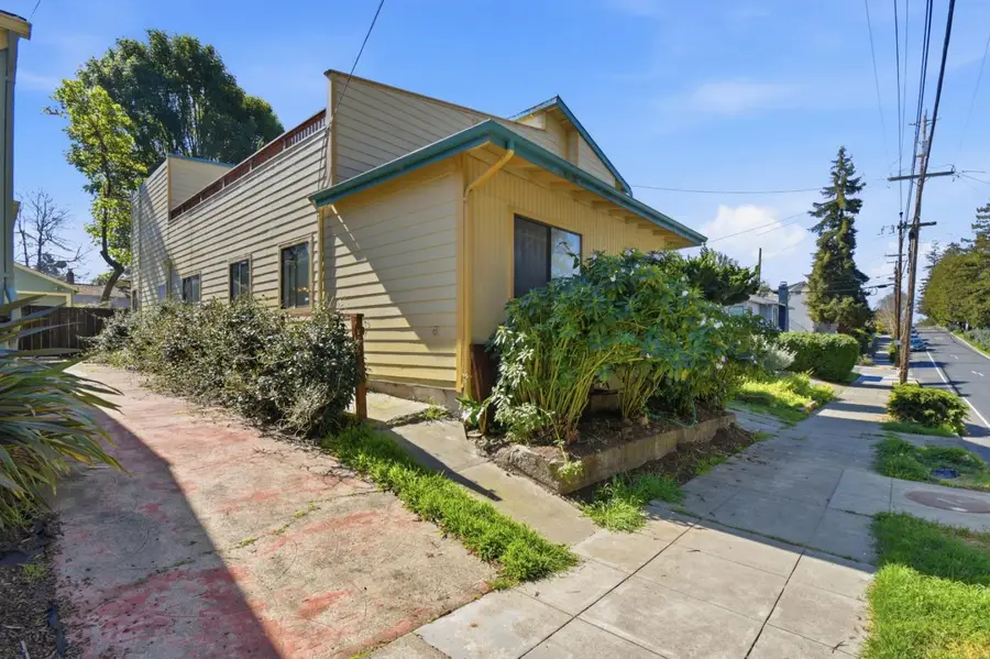 3918 High Street, Oakland, CA 94619 - #3