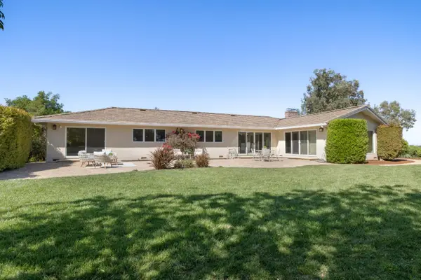 27133 Adonna Court, Los Altos Hills, CA 94022