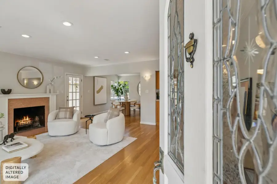 25 Jordan Avenue, Los Altos, CA 94022 - #3