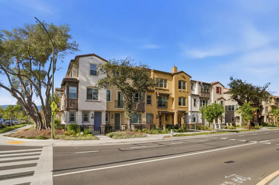 1301 W Middlefield Road, Mountain View, CA 94043 - #2