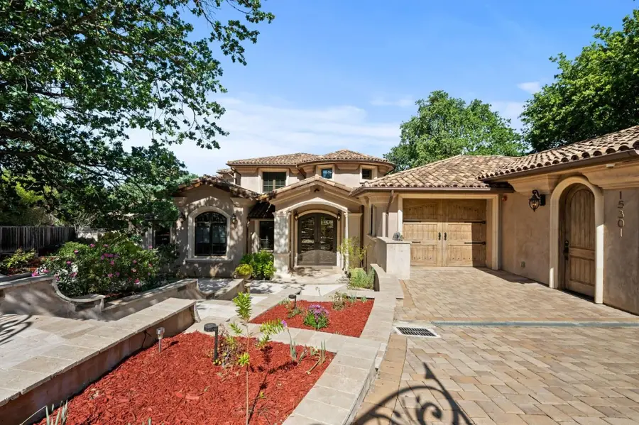 15301 Robin Anne Lane, Monte Sereno, CA 95030 - #2
