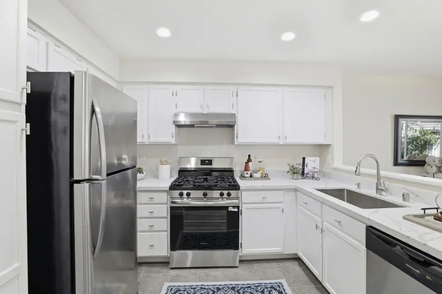 6121 Lambeck Lane, San Jose, CA 95119 - #3