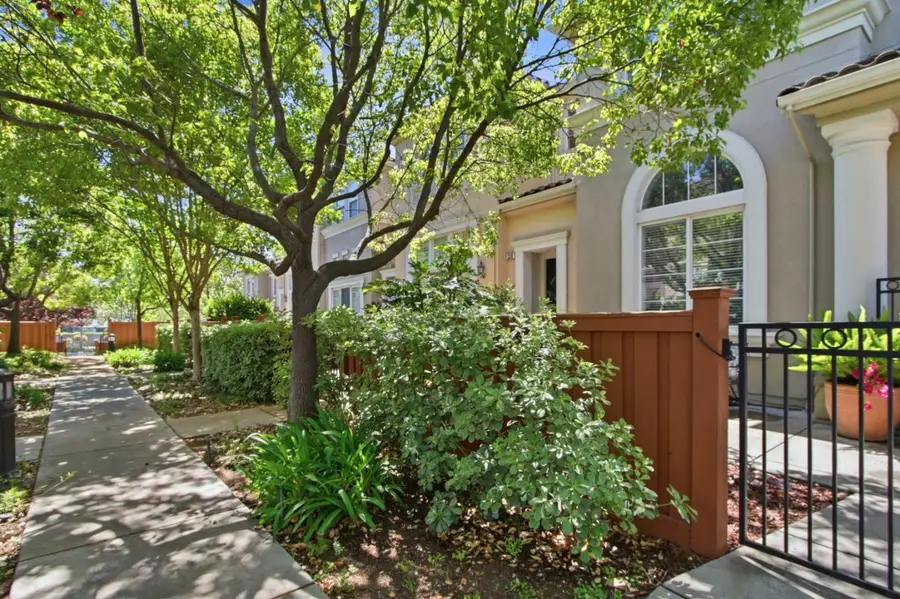 248 Vista Roma Way, San Jose, CA 95136 - #3