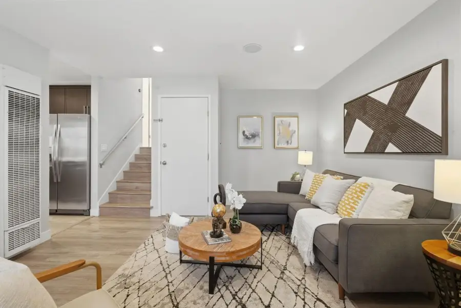 1264 Coyote Creek Place, San Jose, CA 95116 - #3