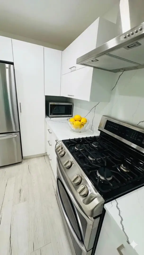 930 California #105, Santa Monica, CA 90403 - #3