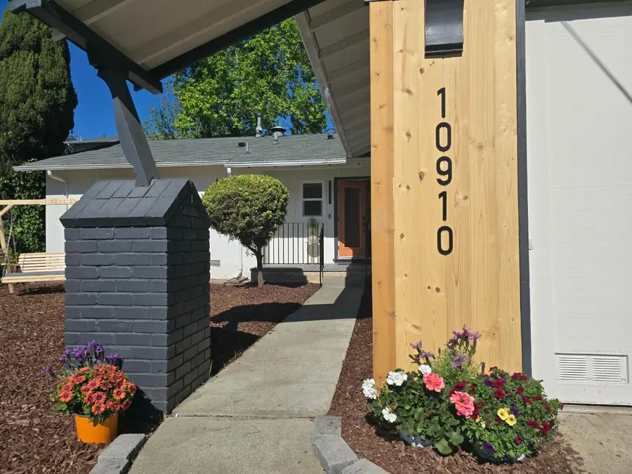 10910 Glen Artney Street, Oakland, CA 94605 - #2