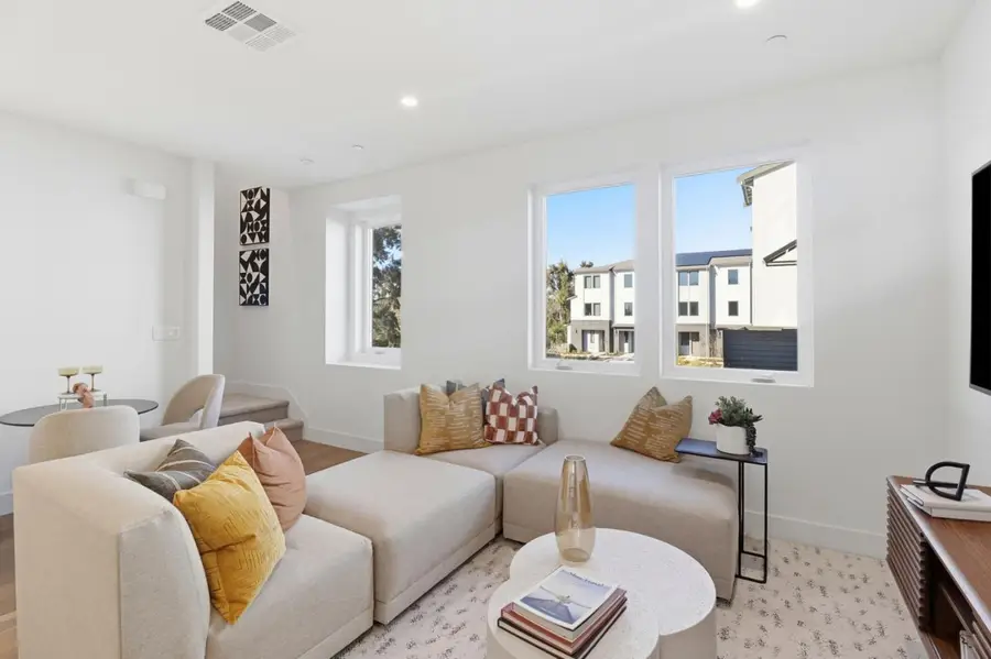 1129 Esther Court, Palo Alto, CA 94303 - #3