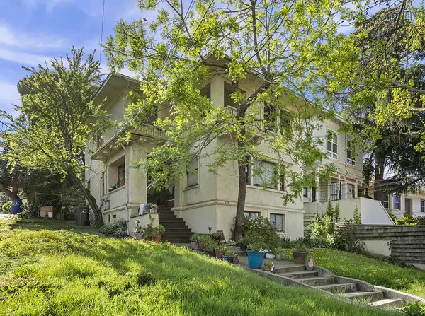 326-328 Athol Avenue, Oakland, CA 94606