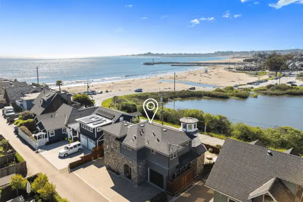 2974 E Cliff Drive, Santa Cruz, CA 95062