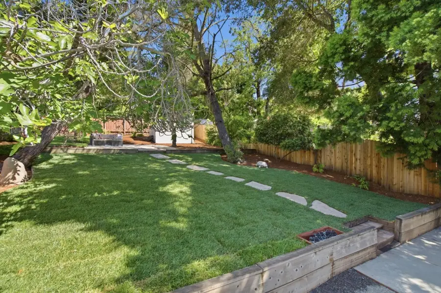 1860 San Carlos Avenue, San Carlos, CA 94070 - #2