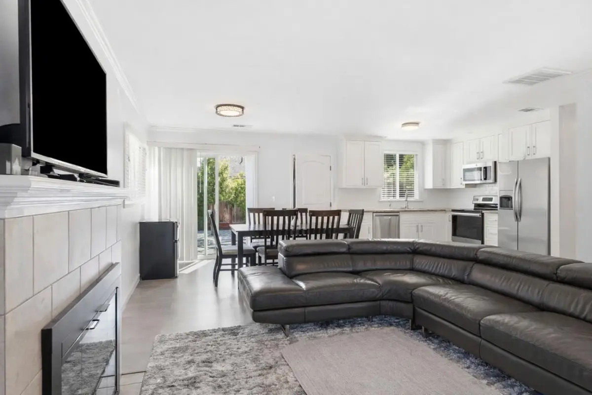 2170 Clarke Avenue, East Palo Alto, CA 94303 - #1