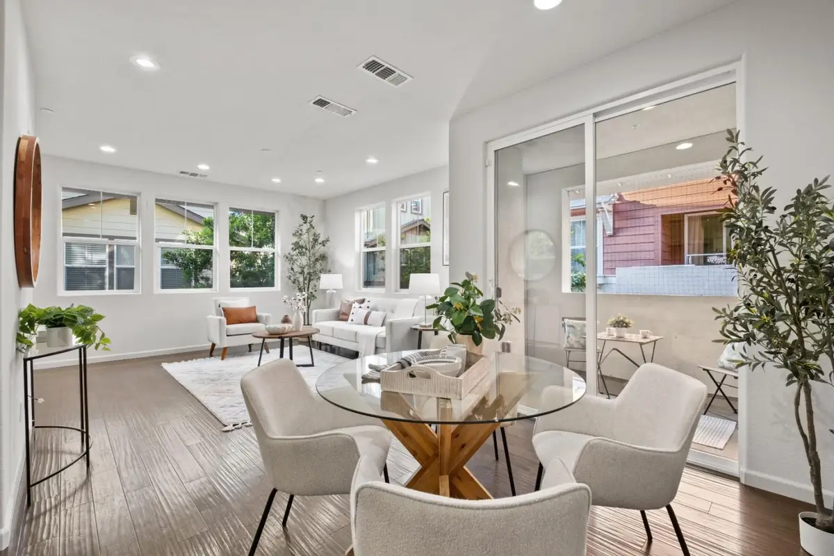 2104 Vincenzo Walkway, San Jose, CA 95133 - #1