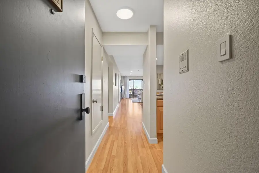 1 Laurel #102, San Carlos, CA 94070 - #2