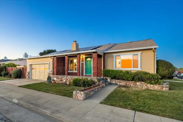 3713 Santiago Street, San Mateo, CA 94403
