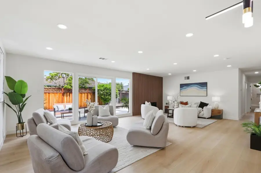 1679 Catalonia Way, San Jose, CA 95125 - #3