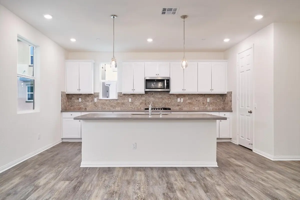 729 Daniel Freeman Circle, Inglewood, CA 90301 - #1