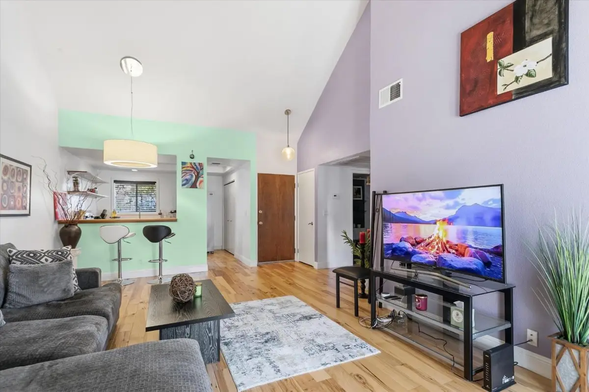 2261 Summerton Drive #32, San Jose, CA 95122 - #1