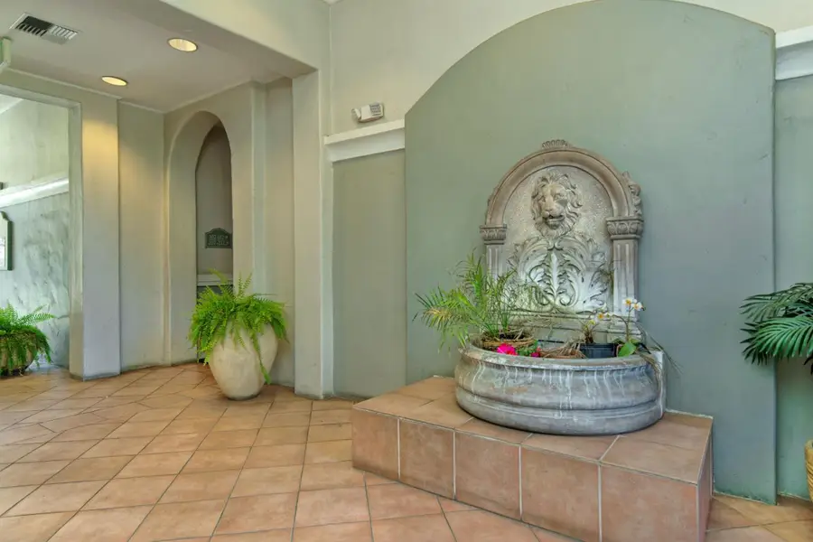 516 Martha Street #207, San Jose, CA 95112 - #3