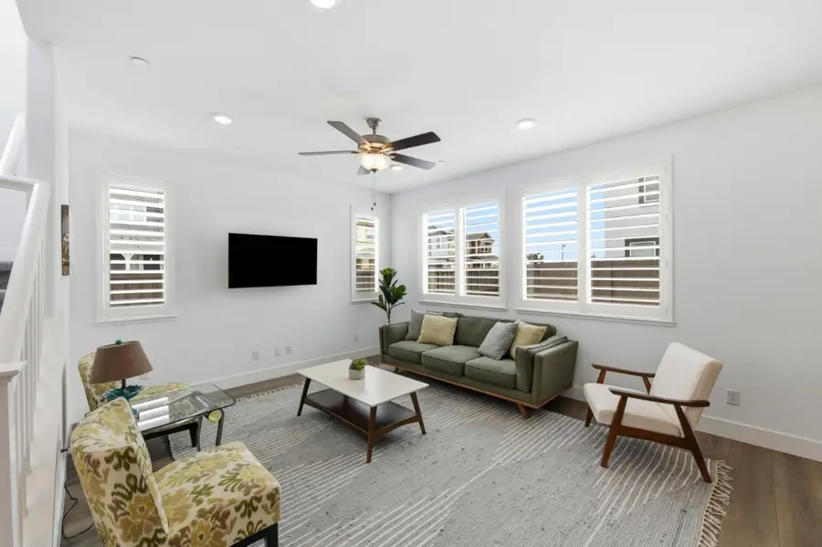 10071 Sea Turtle Street, Elk Grove, CA 95757 - #2