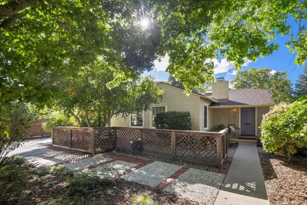 217 Mckendry Drive, Menlo Park, CA 94025