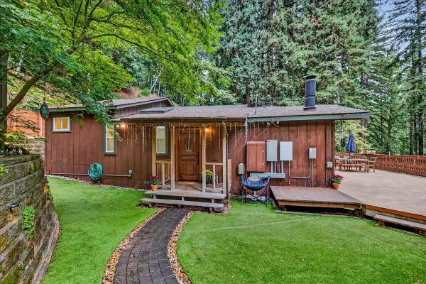 20851 Assiniboine Trail, Los Gatos, CA 95033