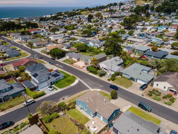 304 Nelson Avenue, Pacifica, CA 94044