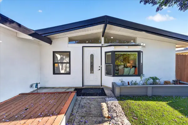 854 Lakewood Drive, Sunnyvale, CA 94089