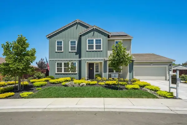 211 Scarlett Way, Hollister, CA 95023