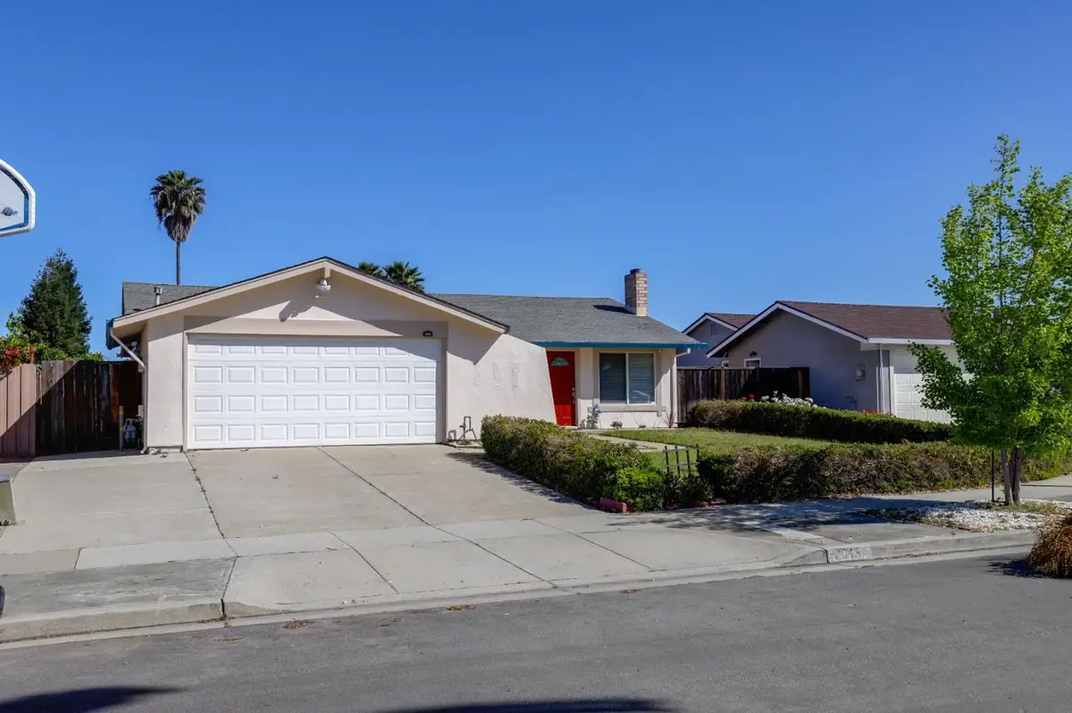 2015 Autumntree Court, San Jose, CA 95131 - #1