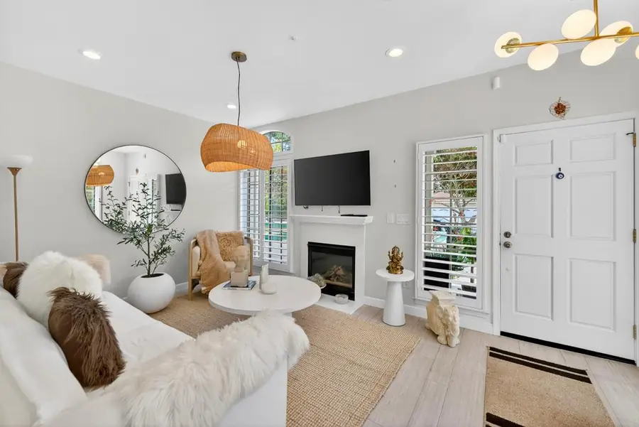 701 Woodside Way #A, San Mateo, CA 94401 - #3