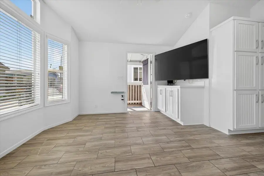 835 Kimball Avenue #27, Seaside, CA 93955 - #3